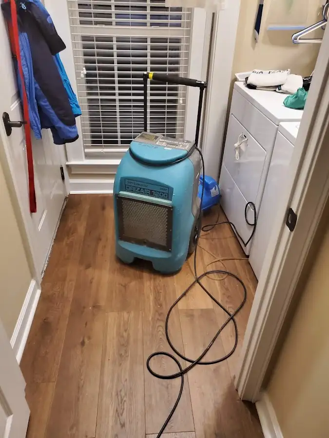 Commercial dehumidifier deployed for Crawl Space Restoration in North Charleston
